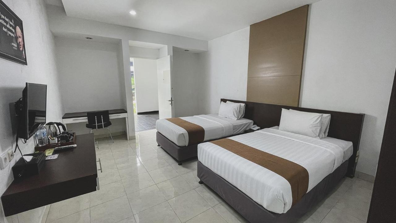 Lpp Convention Hotel Demangan Pakualaman Exterior foto